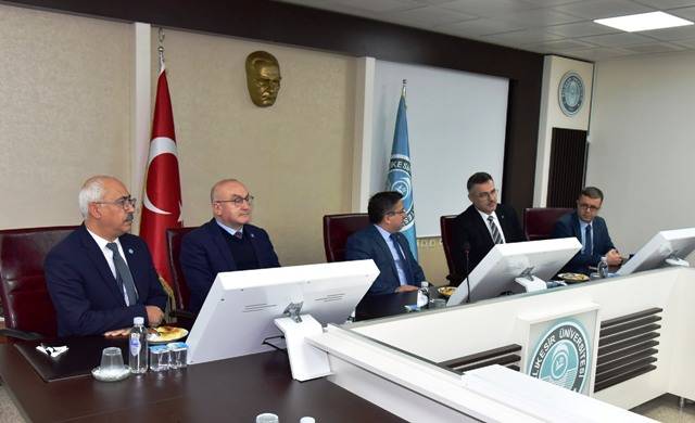 BAÜN’de MEDEK Akreditasyon Başarısı Belge Takdim Töreniyle Taçlandırıldı