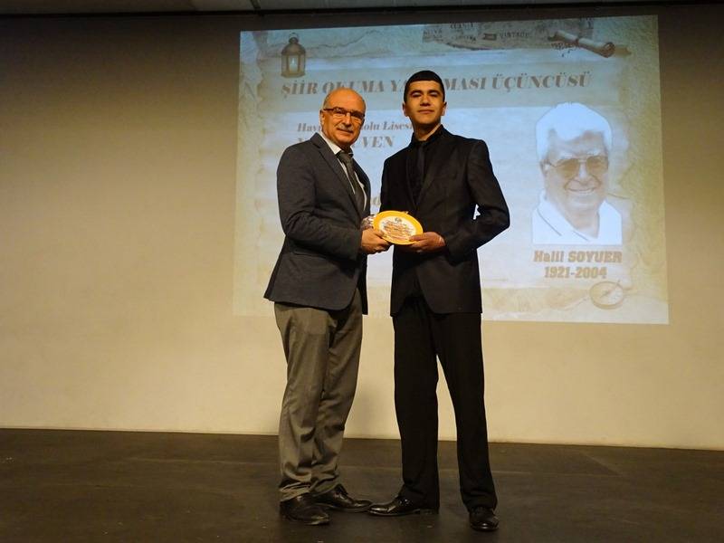 Havran’da şair Halil Soyuer’e vefa: 22. ölüm yıldönümünde anıldı