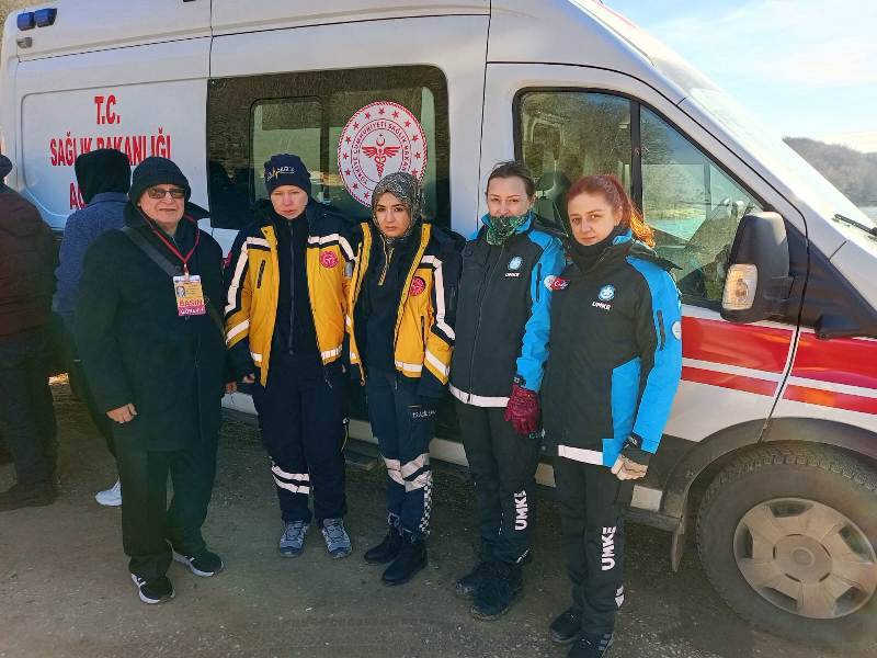 Çömez, kayıp Elif'i TBMM'ye taşıyacak!