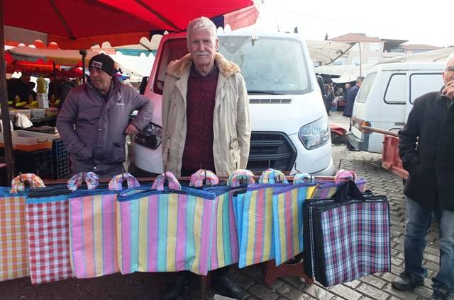 Bigadiç de demir doğrama ustası pazar çantası üreticisi oldu