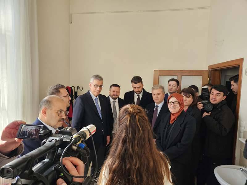 Bakan Memişoğlu Balıkesir'de: “Sağlıkta Büyük Bir Dönüşüm Yaşandı”