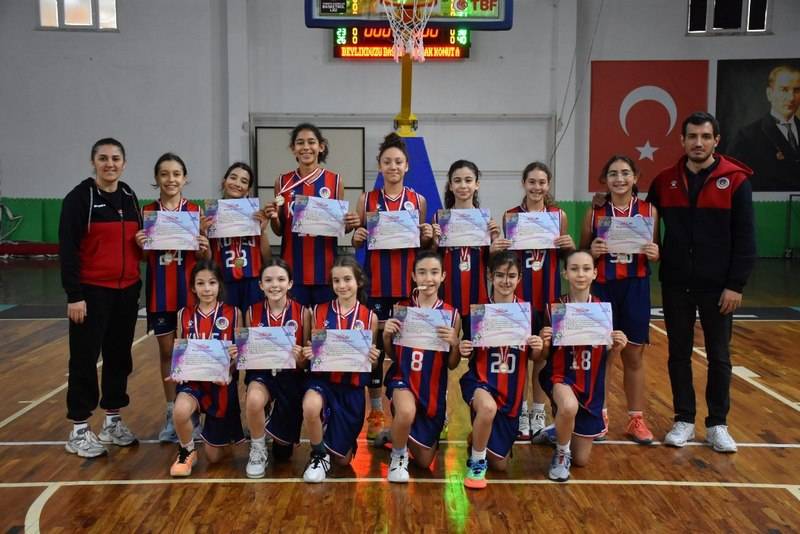 Geleceğin yıldızları Güre’de mücadele etti