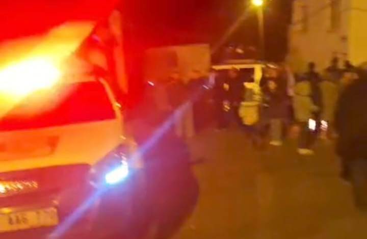 5.1’lik deprem Sındırgı’yı sokağa döktü