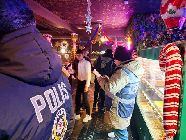 Balıkesir’de Polis yılbaşı yapmadı:  Görev başındaydı