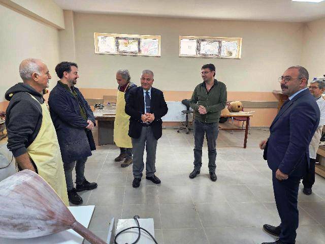 Eğitim ve Hizmet Alanlarında Yerinde İnceleme: Müdür Kal'dan Erdek ve Bandırma Ziyaretleri