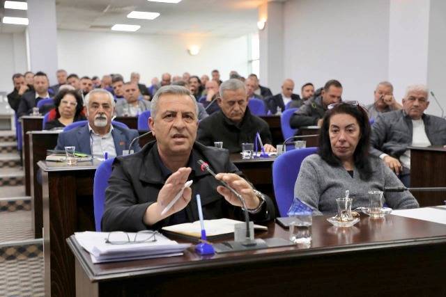 Edremit’te yılın ilk muhtarlar toplantısı yapıldı