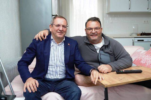 Ayvalık’ta Başkan Ergin Basın Emekçilerini Unutmadı