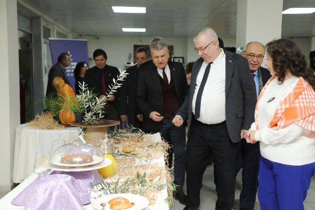 Edremit'te Meci Şenliği yemek yarışması ile başladı