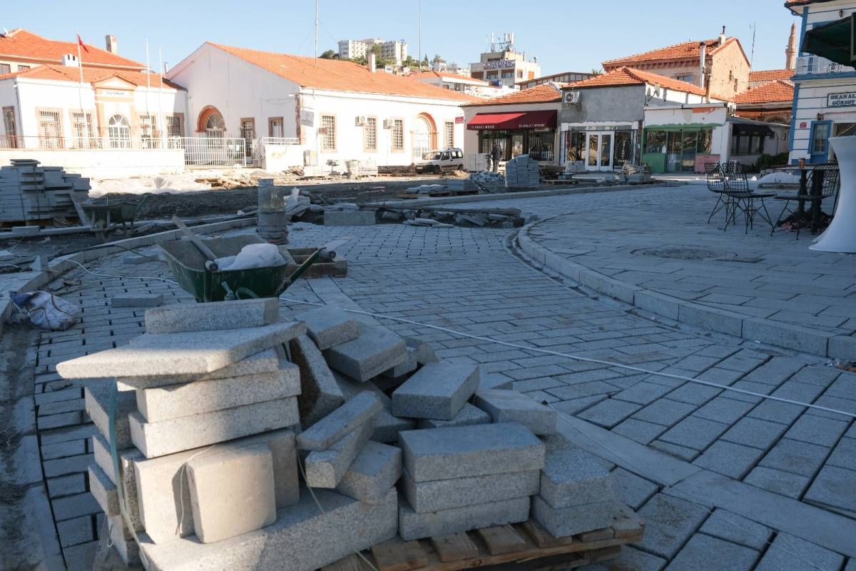 Tarihi Gümrük Meydanı çok yakında buluşma noktası olacak