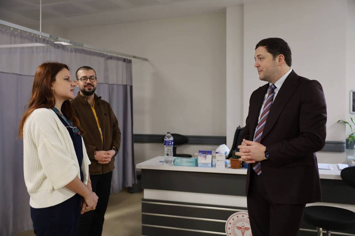 Jet Müdür sahada, makamda değil