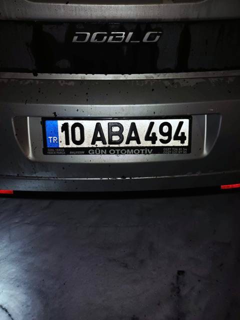 Karesi’ de araç yangını