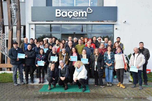 BAÇEM’in 2. Uygulamalı Arıcılık Kursu’na yoğun ilgi