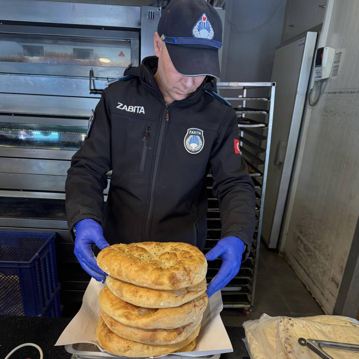 Burhaniye Belediyesi Zabıta ekiplerinden Ramazan Ayı denetimleri