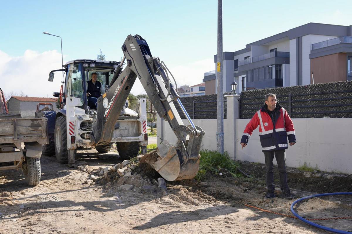 Burhaniye Belediyesi Fen İşleri Müdürlüğü çalışmalarını aralıksız sürdürüyor