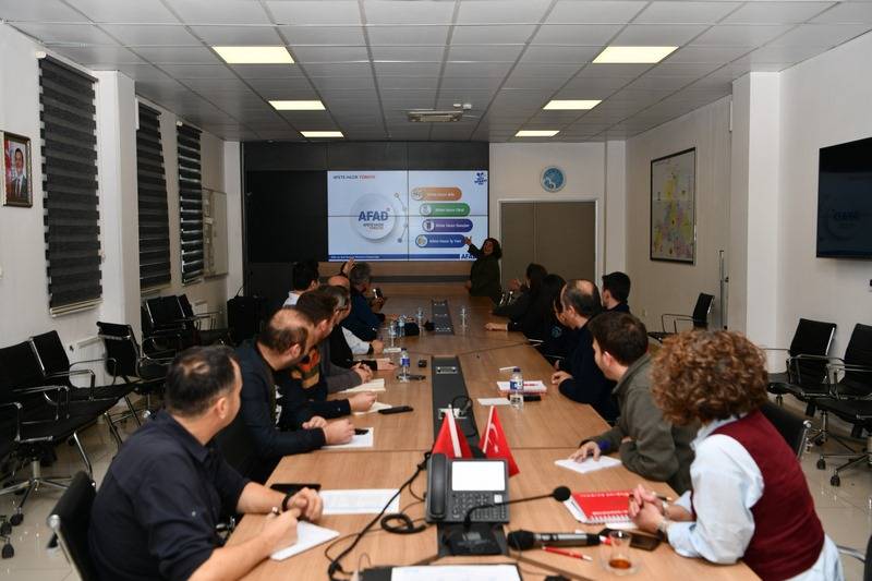 Balıkesir'de Afetlere Karşı Dirençli Balıkesir İçin Eğitmenler