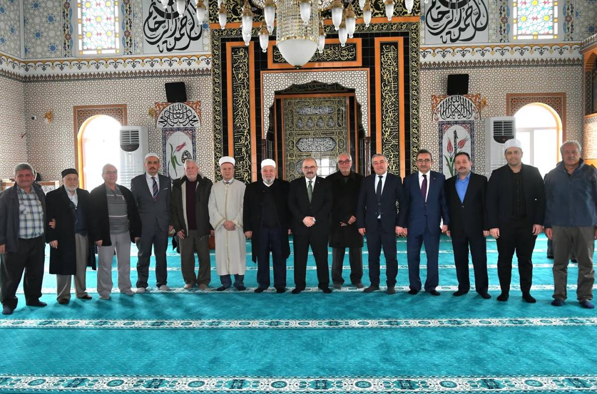 Karesi’de Kuva-yi Milliye Camii İbadete Açıldı