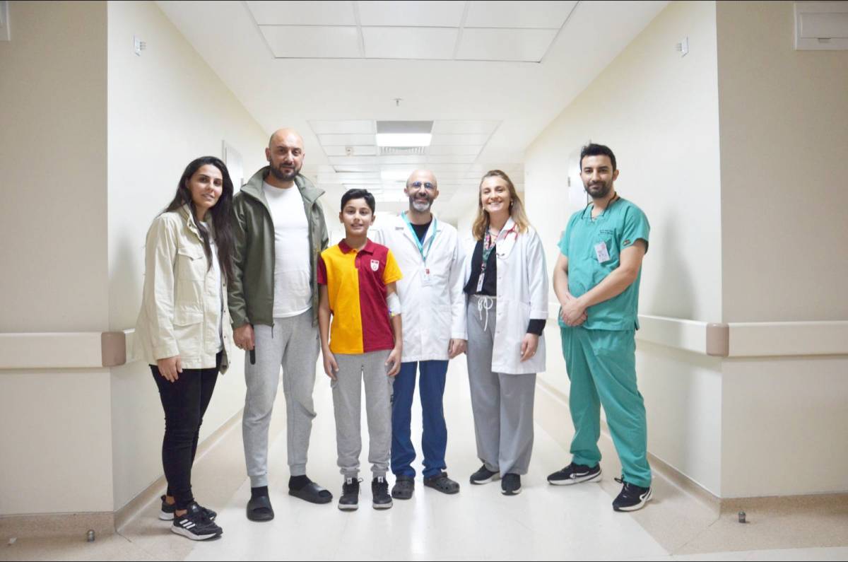 Balıkesir’de Bir İlk: Çocuk Hastaya Anjio Yöntemiyle Anevrizma Tedavisi