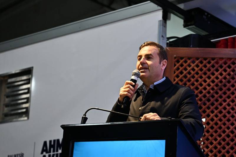 Başkan Akın, Dursunbey’de iftar yaptı