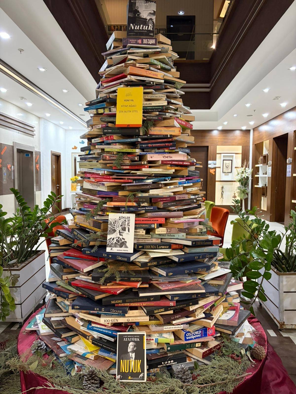 Denizli’de Türkiye’nin İlk ve Tek “Şiir Butik Oteli” Hizmet Veriyor…