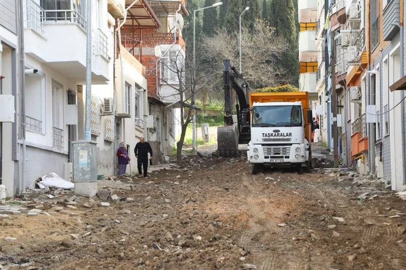 Edremit’te hizmet seferberliği