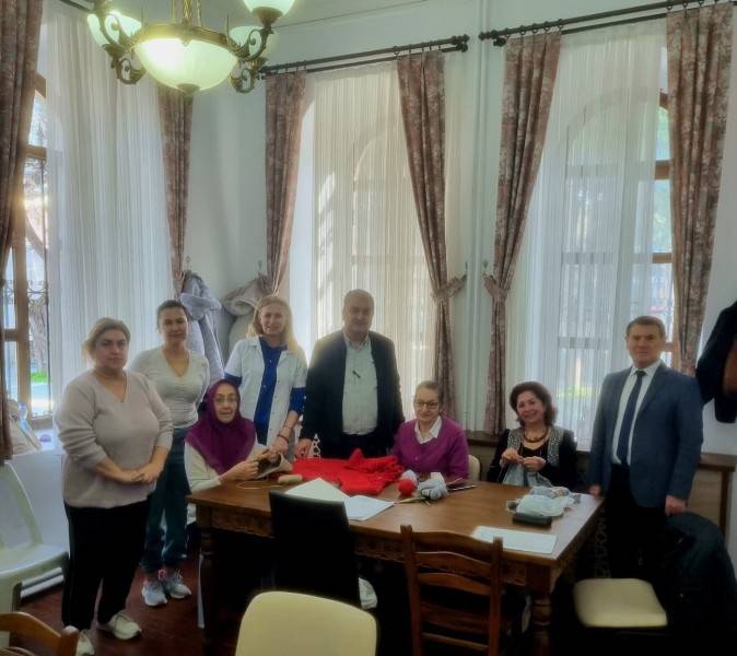 Burhaniye’de huzurun adresi Halk Eğitimi Merkezi kursları oldu