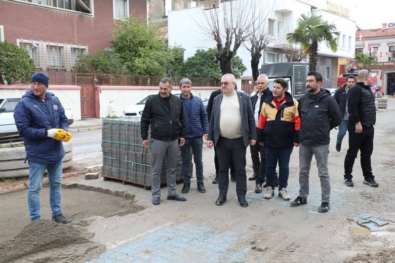 Edremit’te yol seferberliği sürüyor: 14 ekip aynı anda sahada