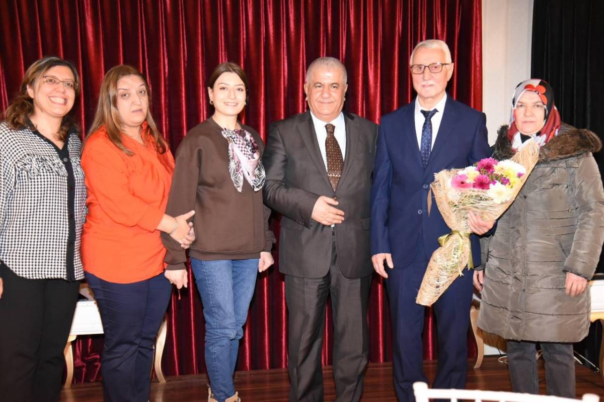 42 Yıllık Çınar Emekliliğe Ayrıldı: Hüseyin Çetinkaya İçin Veda Yemeği