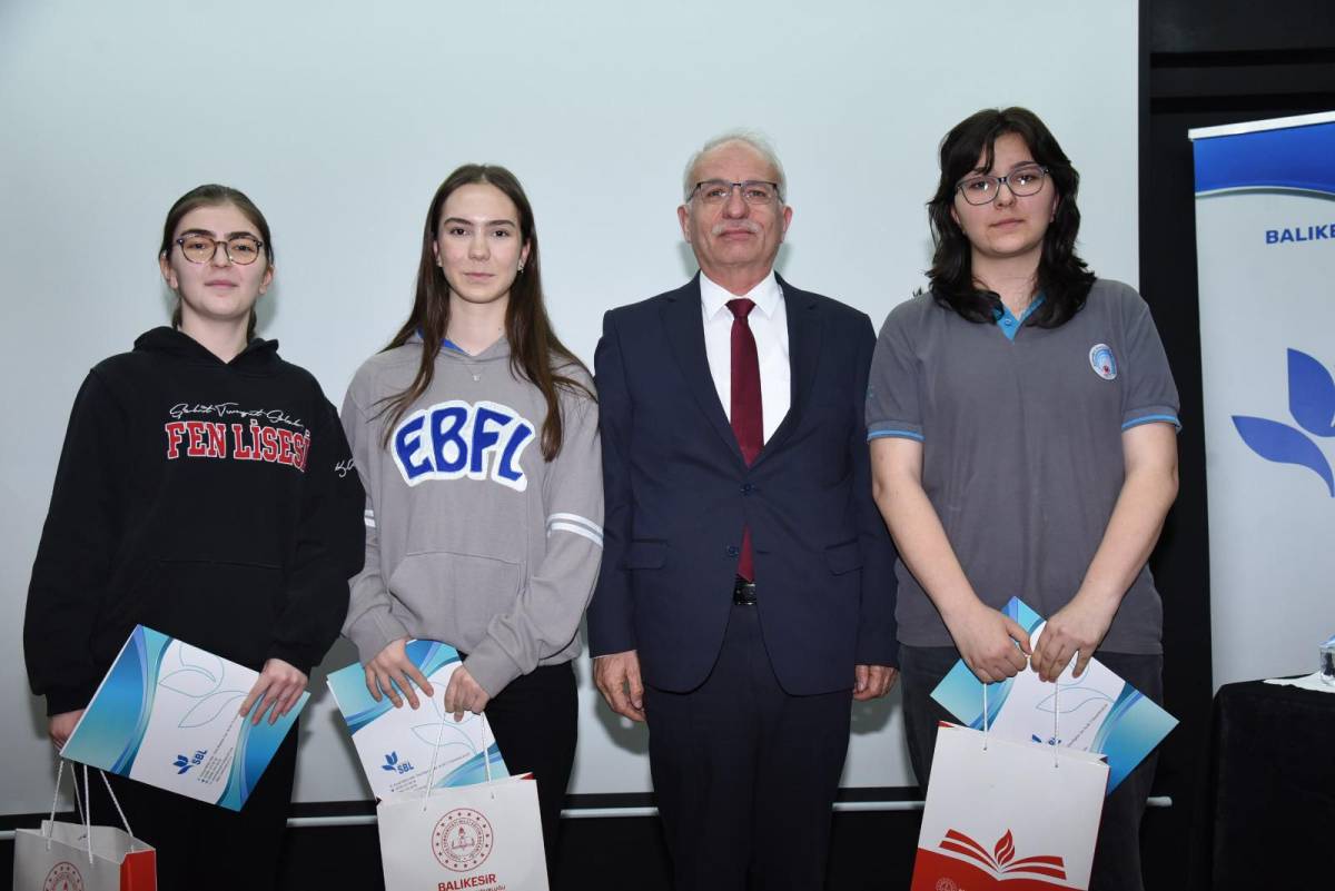 Türk Destanları Balıkesir İl Paneli'nde Tarih ve Ruh Aynı Sahnede Buluştu