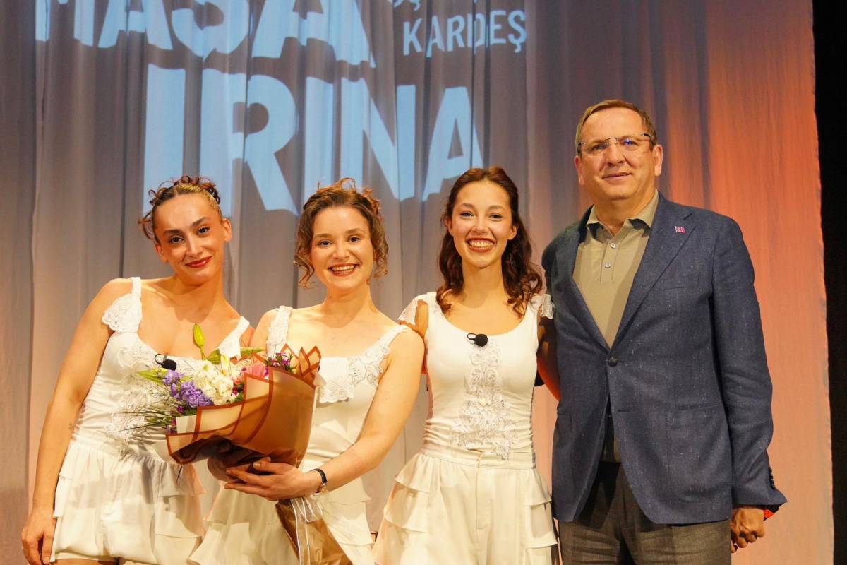 Ayvalık kadın oyunları festivali dopdolu geçti