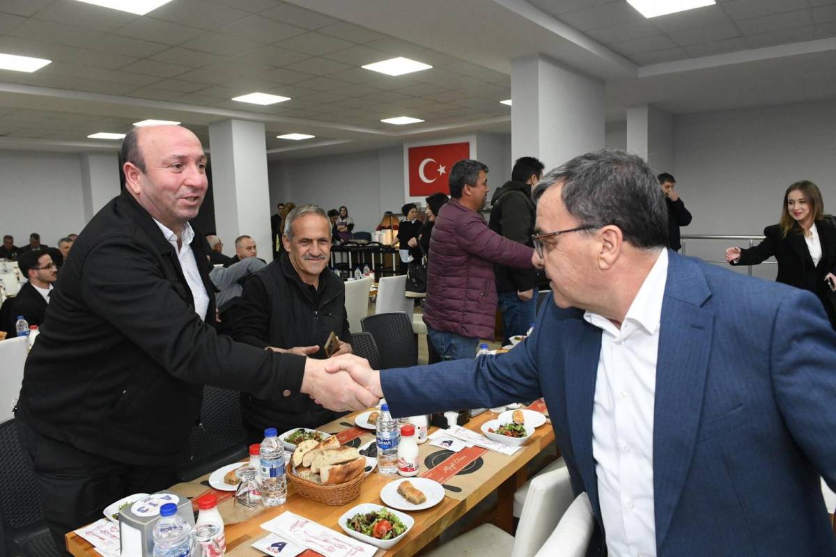 Altıeylül’de Muhtarlar iftar sofrasında buluştu