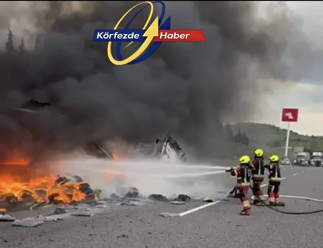 Otoyolda dehşet: Tır devrildi, alev aldı!