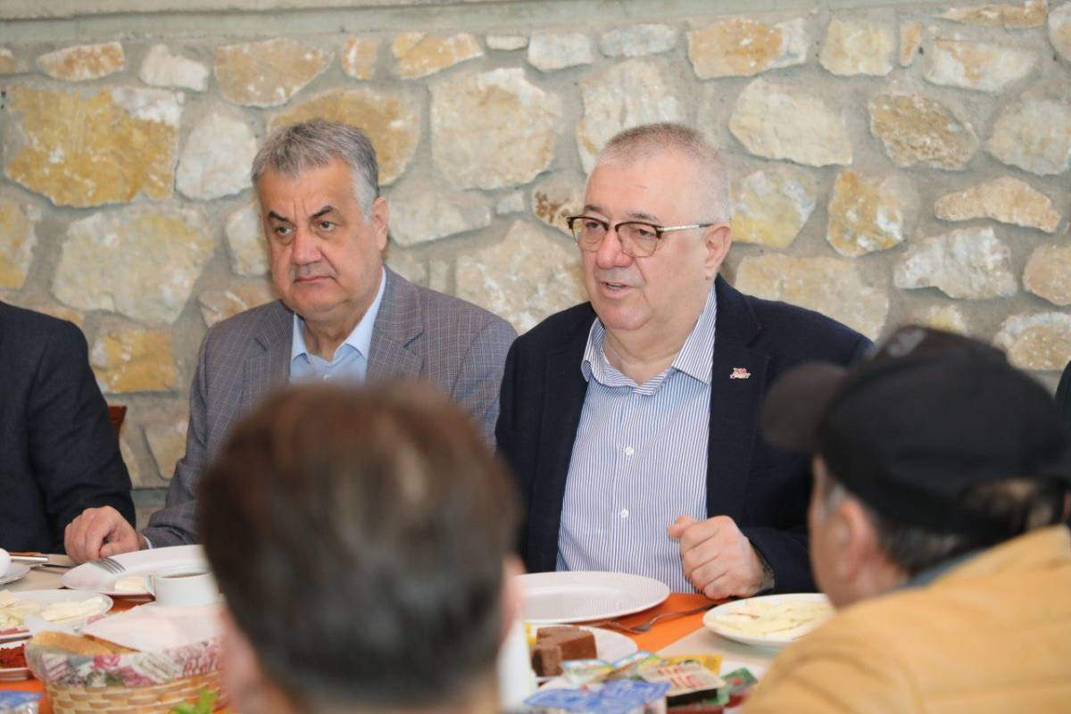 Edremit’te Hizmetler Masaya Yatırıldı