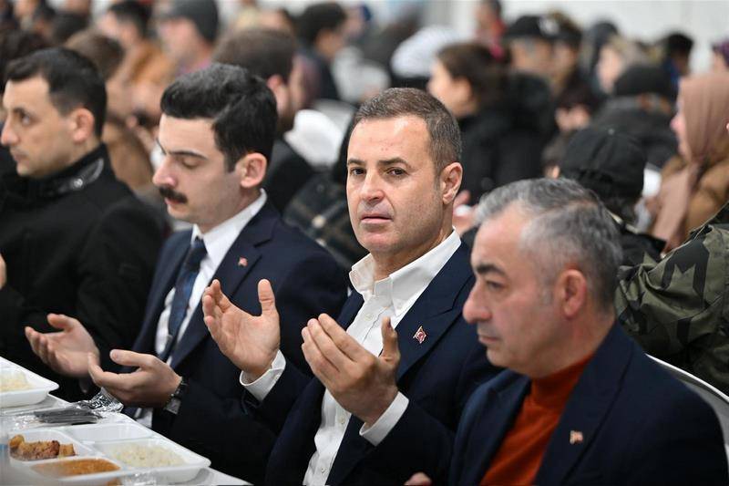 Akın’dan Manyas’ta birlik ve beraberlik mesajı