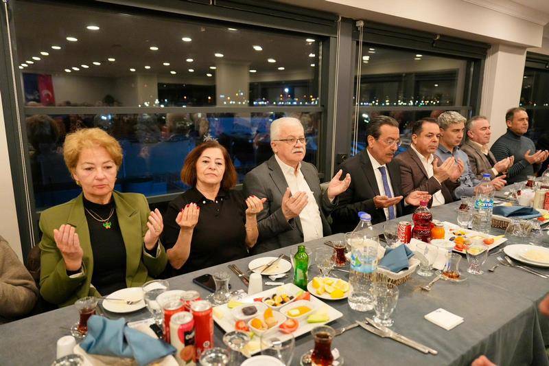 Başkan Deveciler’den Şehit Aileleri ve Gazilere Onur İftar Yemeği