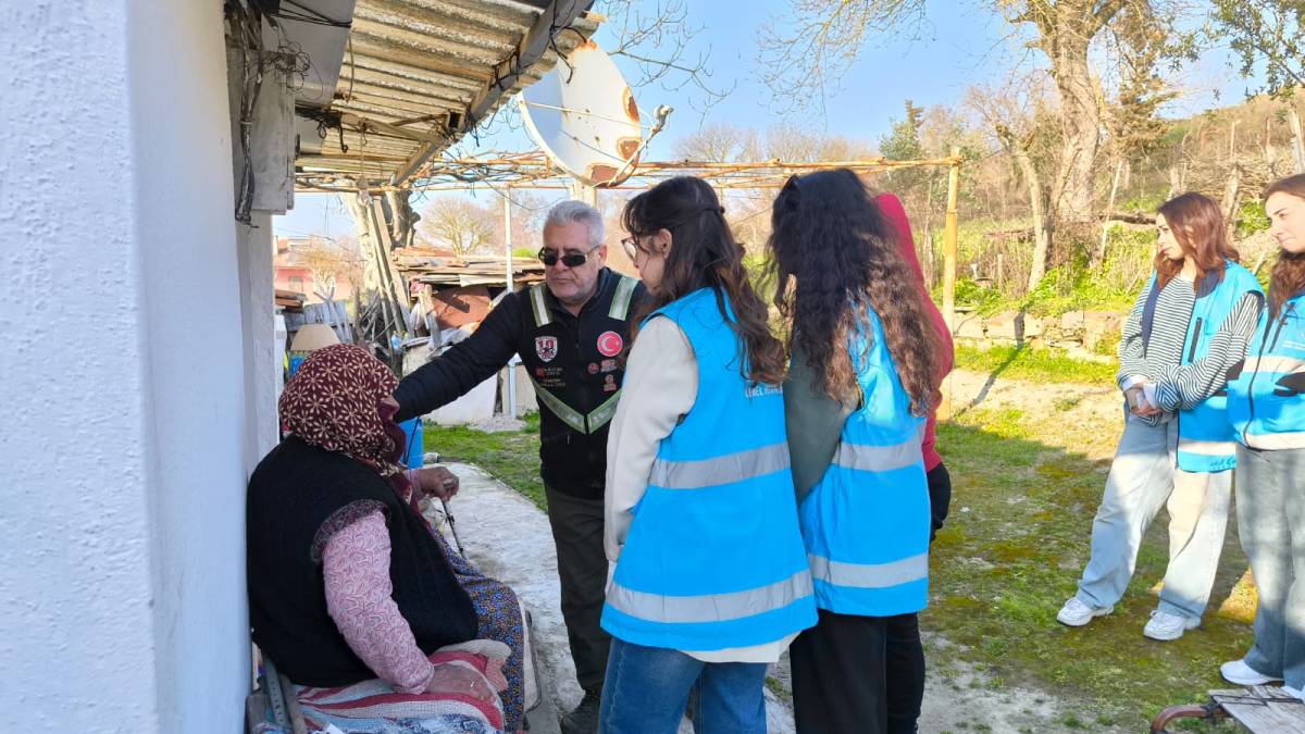 Balıkesir’de Ramazan Bereketi Sokaklara Taştı