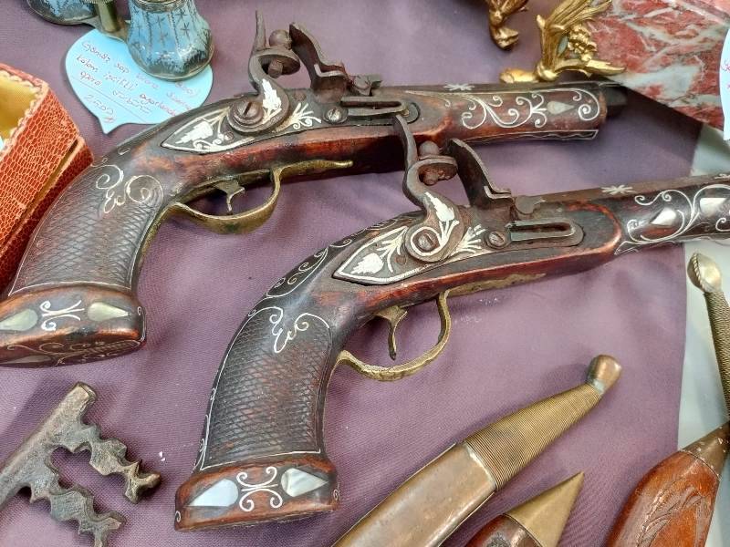 Bandırma’da Antika Pazarı kapılarını açtı: İlk gün 3 bin ziyaretçi