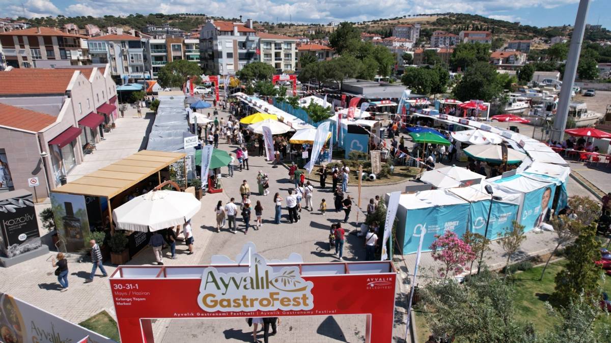 Altınova’ya kapalı pazaryeri