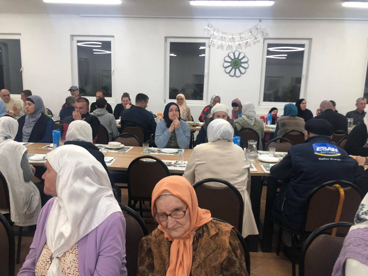 İzmirli Hayırseverlerden Srebrenitsa’da Anlamlı İftar