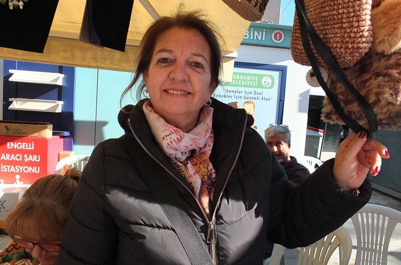 Burhaniye’de kadınların el emeği ürünleri görücüye çıktı