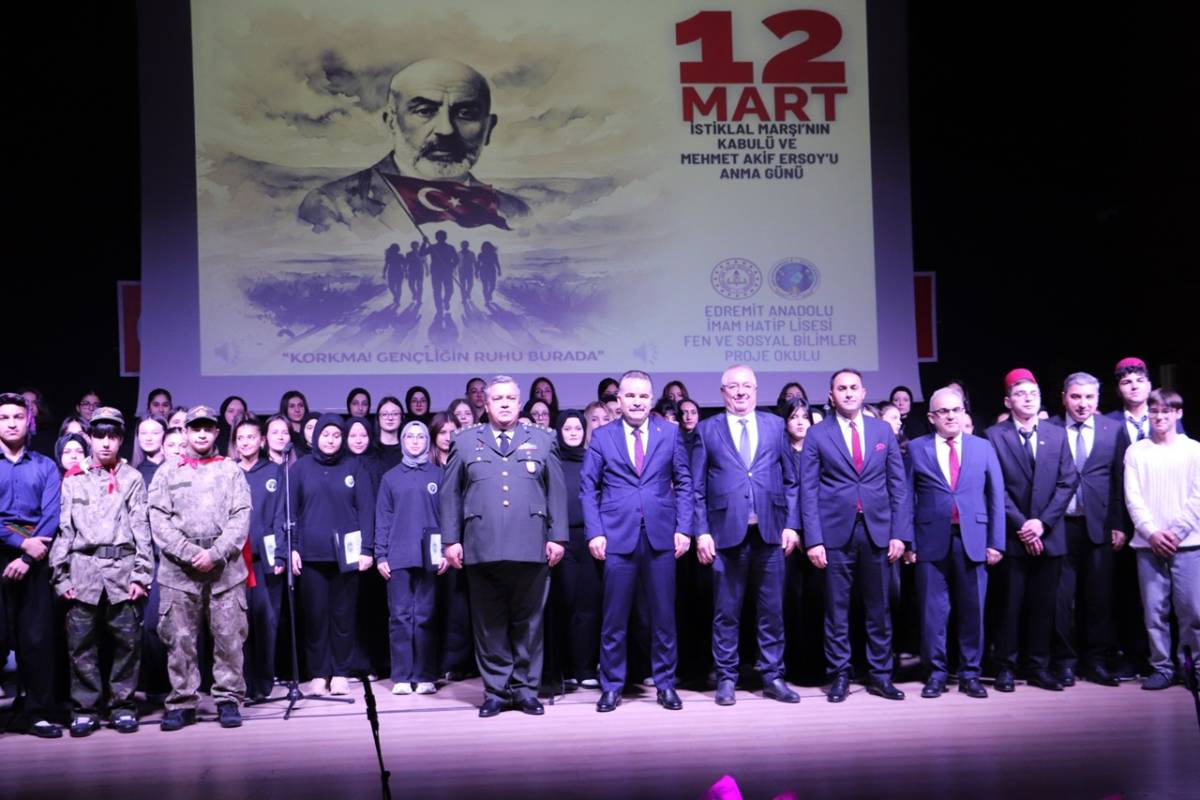 İstiklal Marşı’nın Kabulünün 105. Yılı Ve Mehmet Akif Ersoy’u Anma Günü Coşkuyla Kutlandı