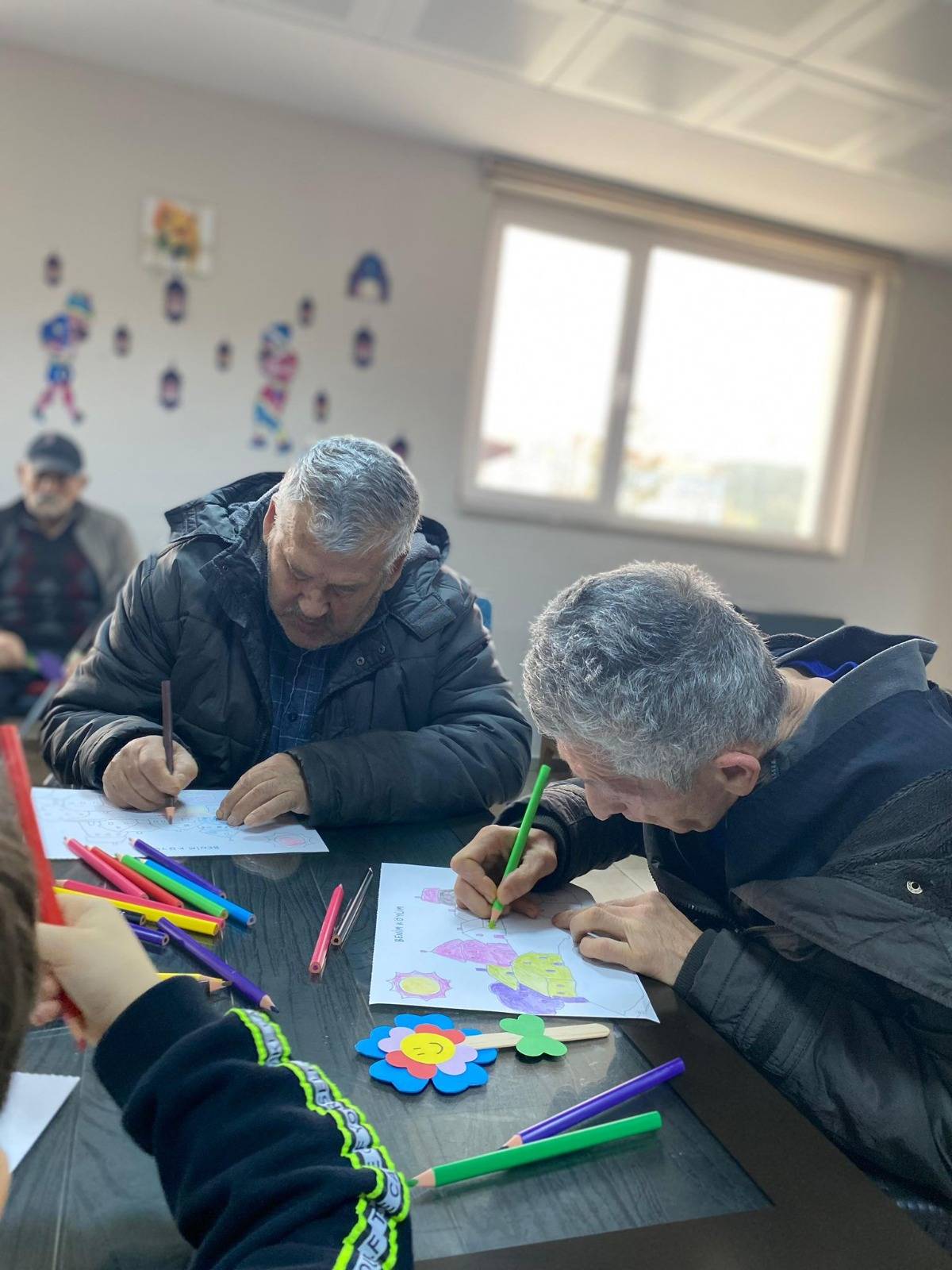 Minik Kalplerden Büyük Çınarlara Anlamlı Ziyaret