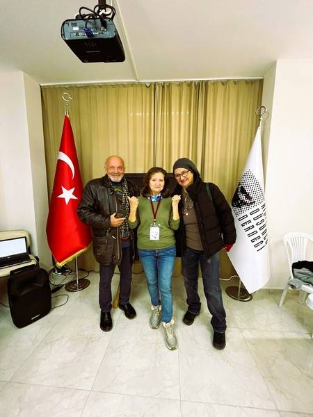 Dünya ressamlar gününde Ayvalık'ta anlamlı kutlama