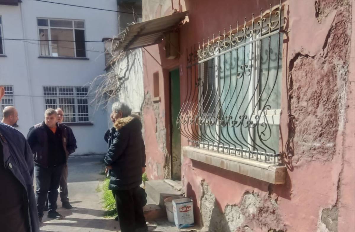 Havran’da 48 Yaşındaki Adam Evinde Ölü Bulundu