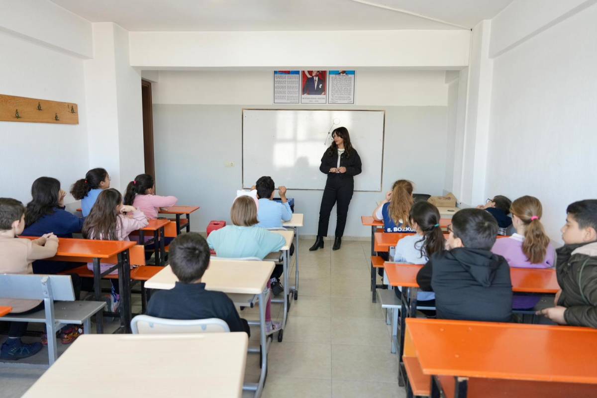 Burhaniye Belediyesi çevreye duyarlı nesiller yetiştiriyor