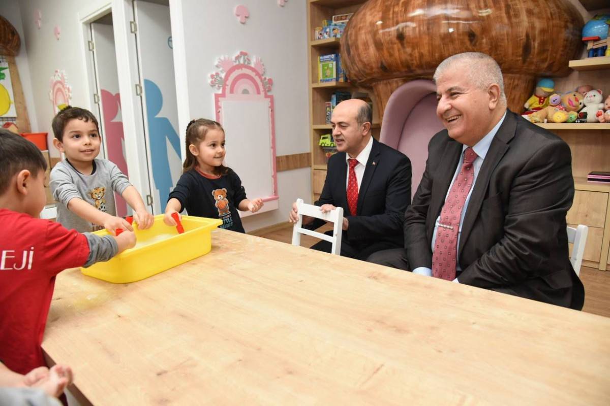 Eğitim Sahada Takip Ediliyor: Müdür Selehattin Kal Özel Açı Kolejini Ziyaret Etti