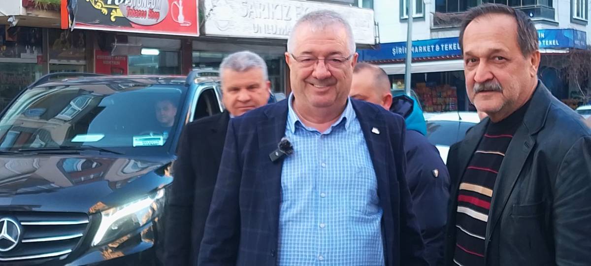 Edremit’te iftar coşkusu Cumhuriyet Mahallesi ile devam etti