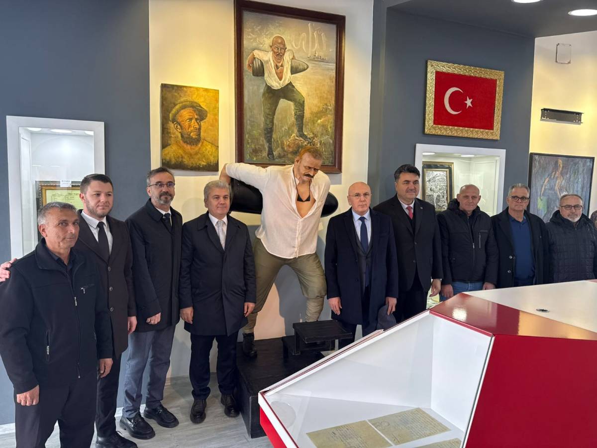 Koca Seyit, zaferin 111. yılında kabri başında anıldı