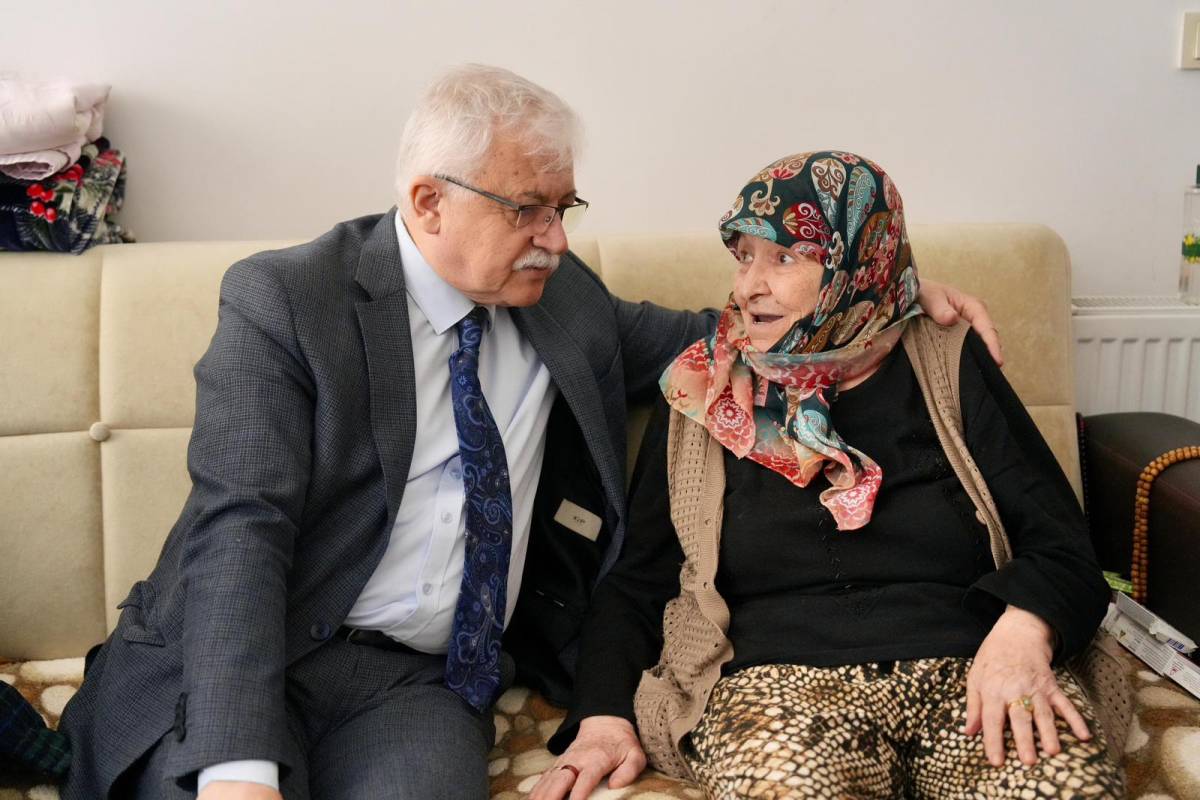 Başkan Deveciler hemşehrilerinin yanında