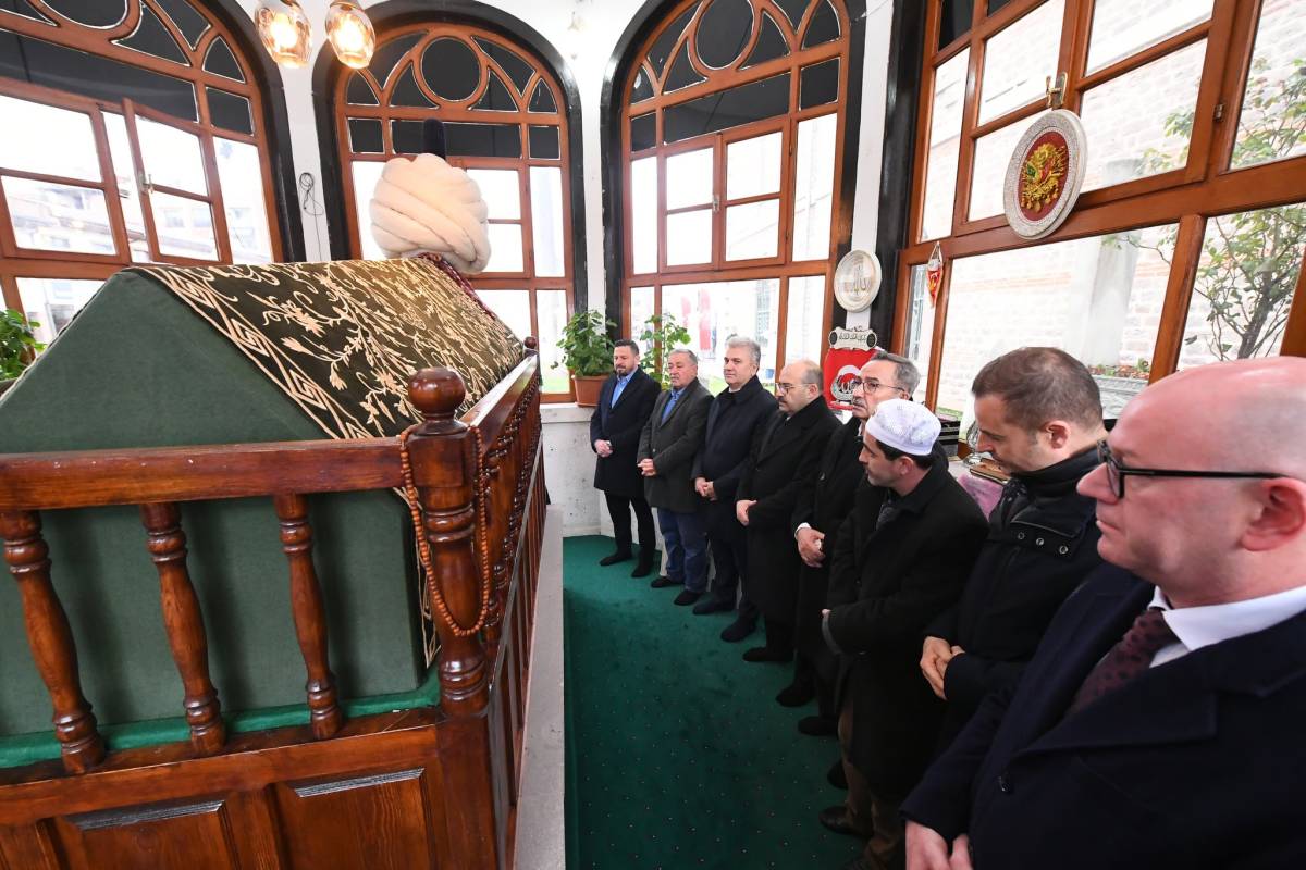 Balıkesir’de bayram namazı yoğun katılımla kılındı