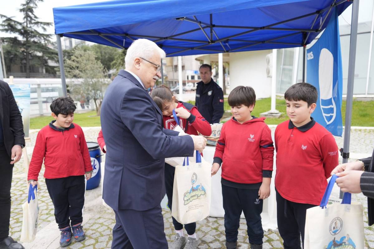Burhaniye Belediyesi’nden Uluslararası Sıfır Atık Günü’ne Anlamlı Etkinlik